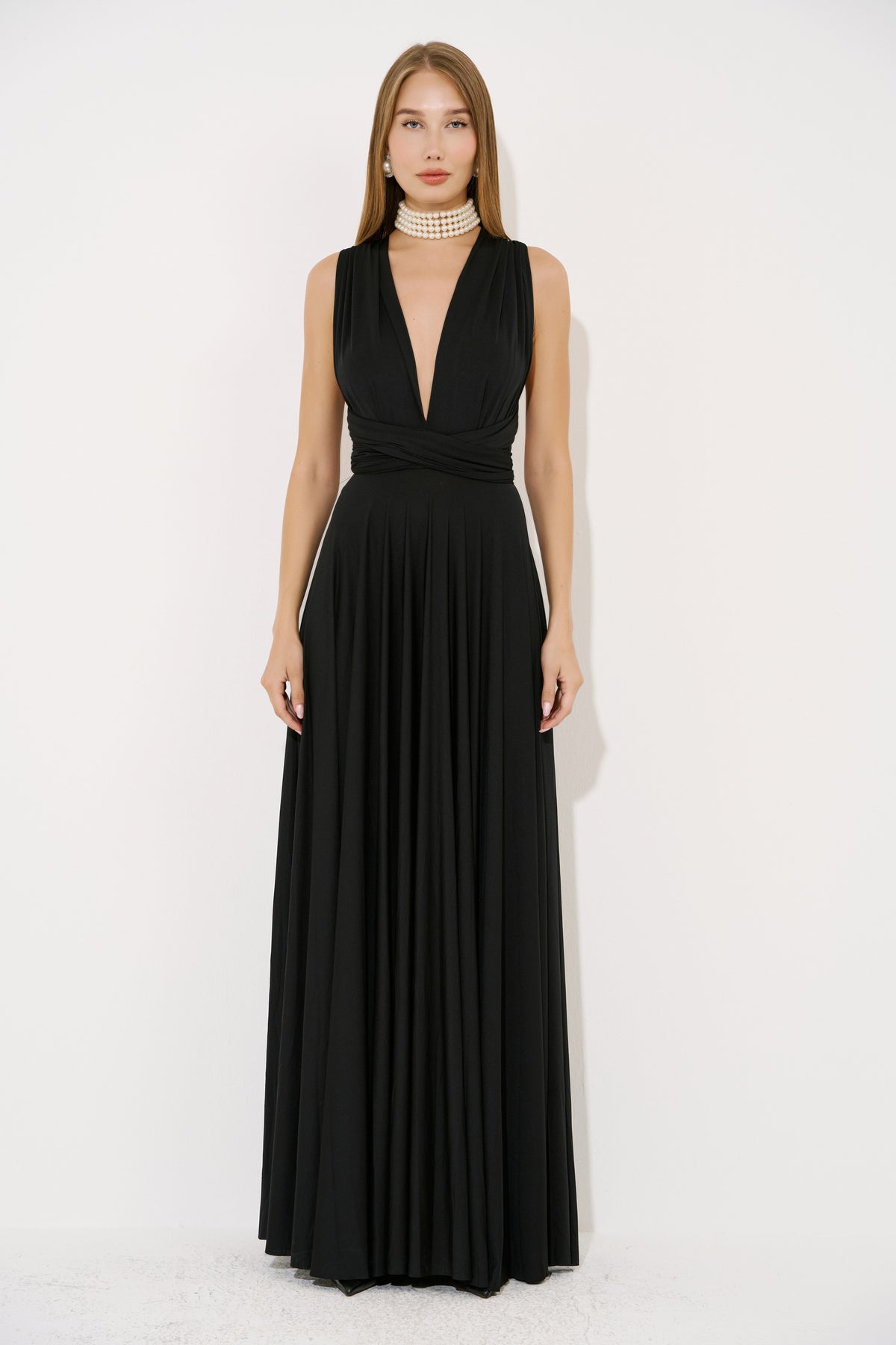 V Neck Sleeveless Pleated Long Dress