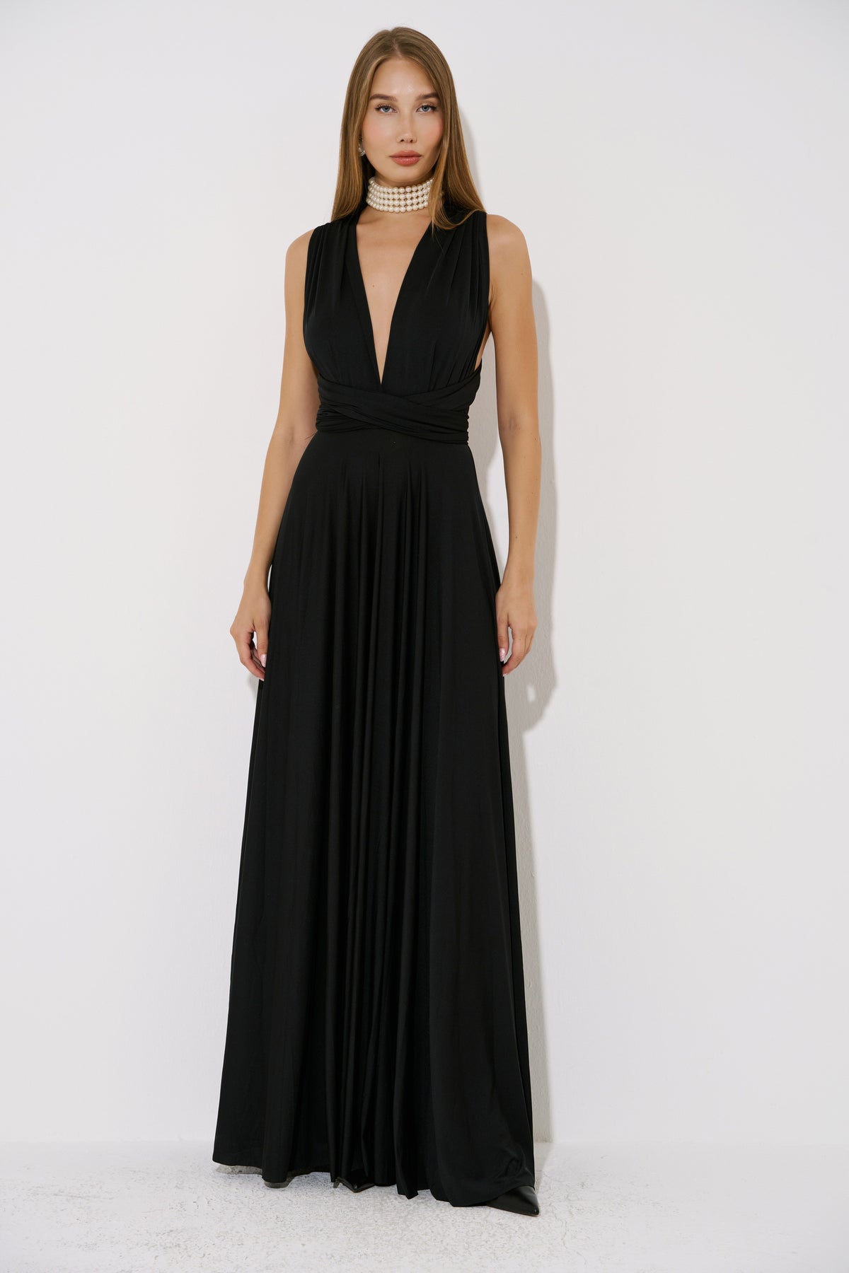 V Neck Sleeveless Pleated Long Dress