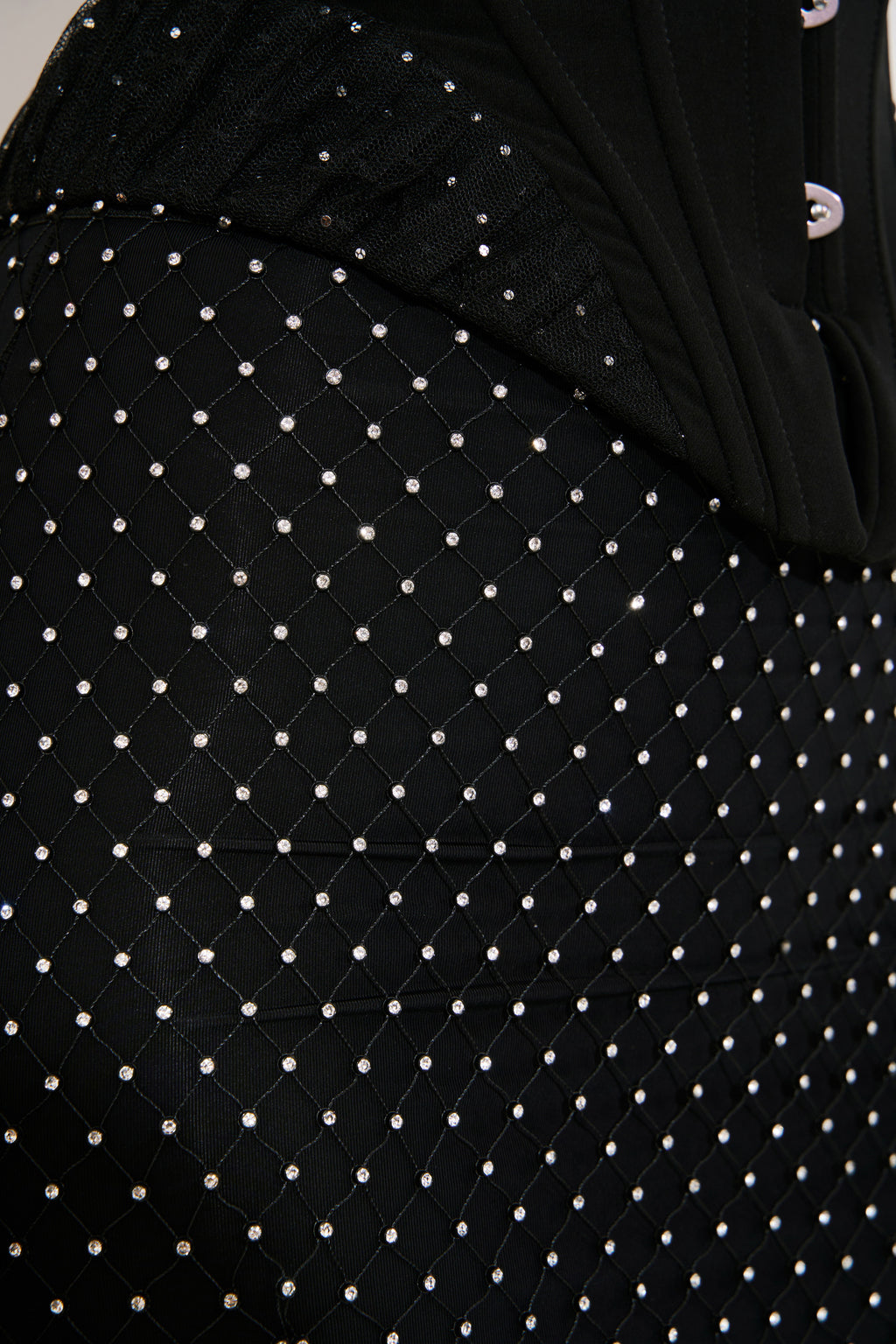 Feather-Hem Embellished Net Skirt