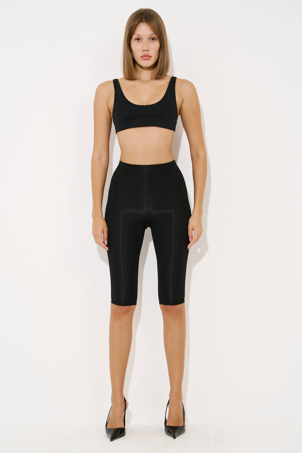 Bant Detaylı Mini Büstiyer - Black duruş