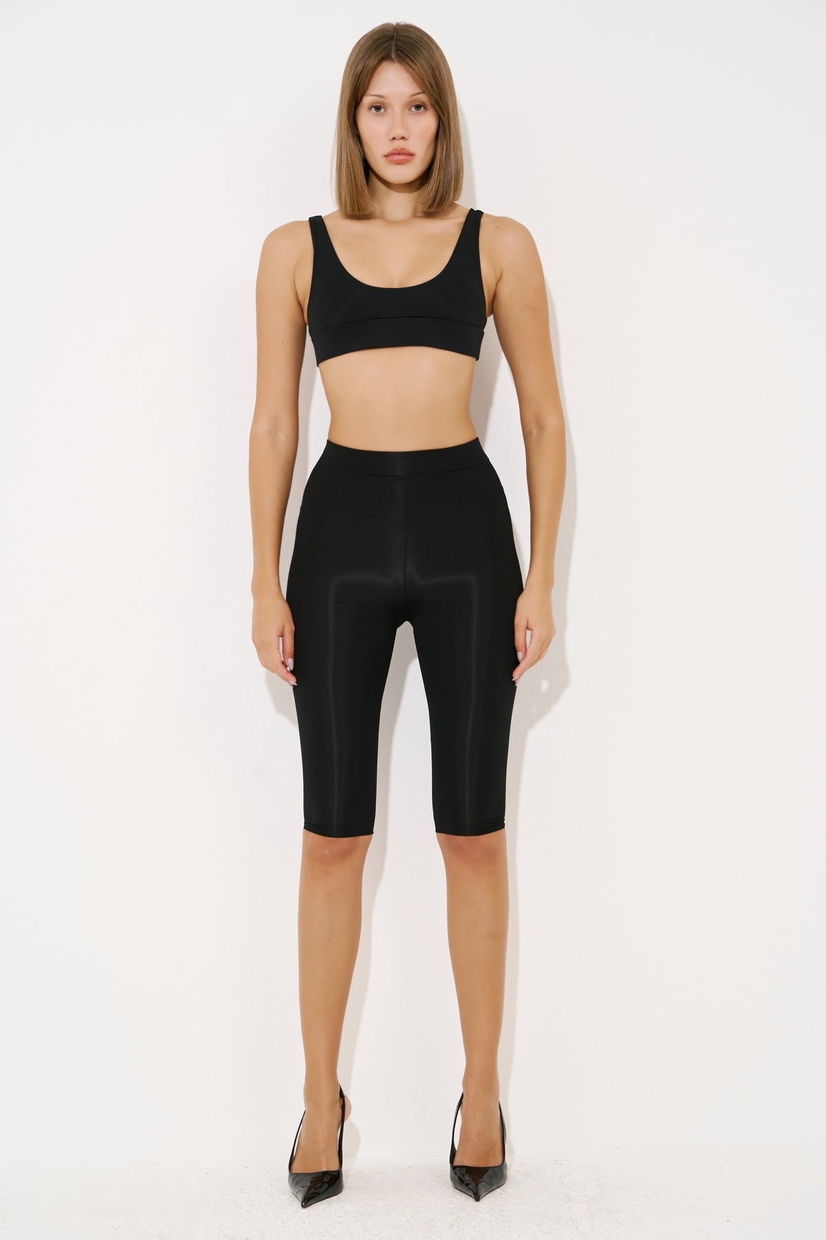 Bant Detaylı Mini Büstiyer - Black duruş