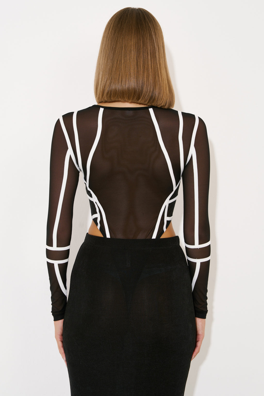 Kontrast Biyeli Transparan Body - Black arka yakın