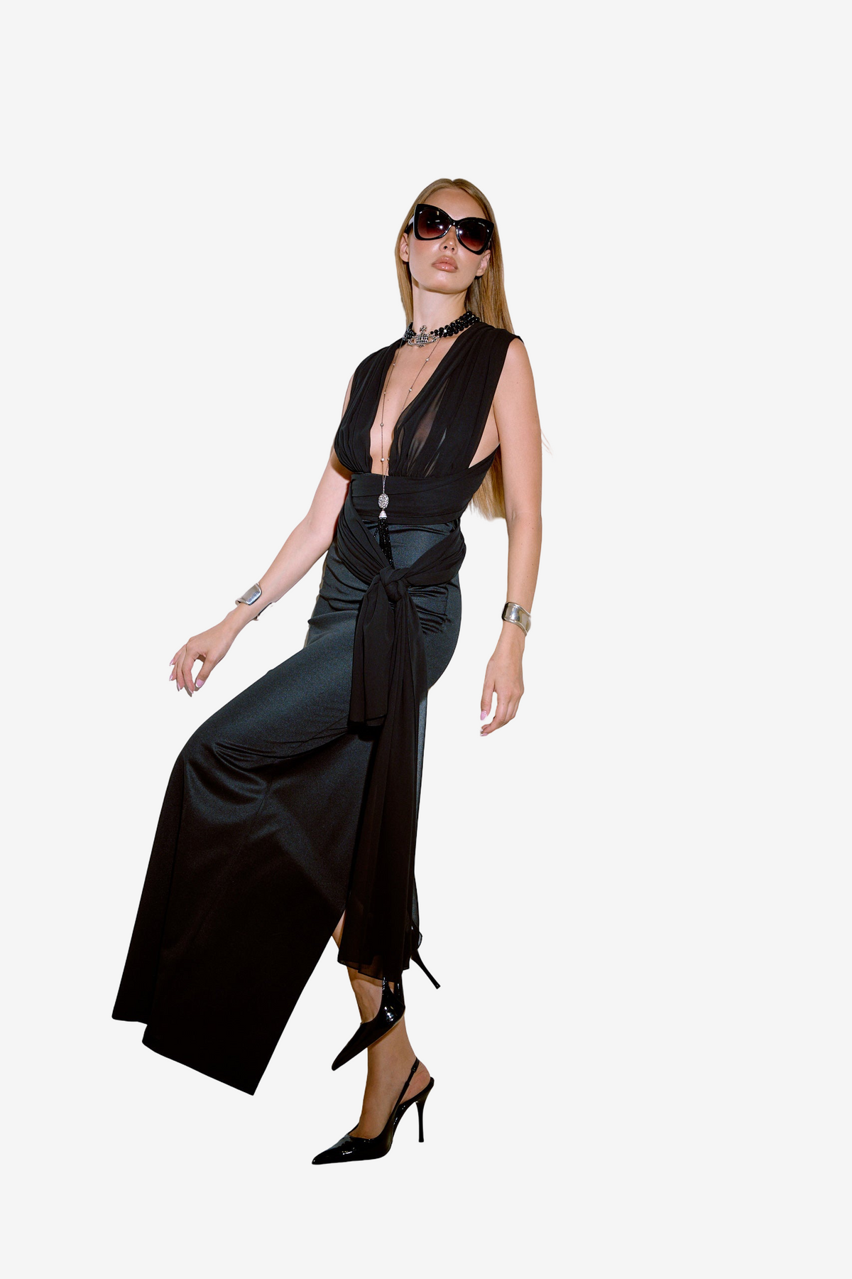 Tie Neck Yoke Split-Back Maxi Dress