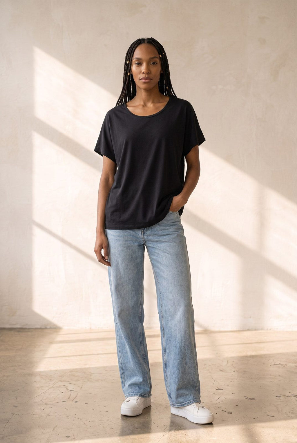 Oversize Kısa Kollu Tişört - model ön