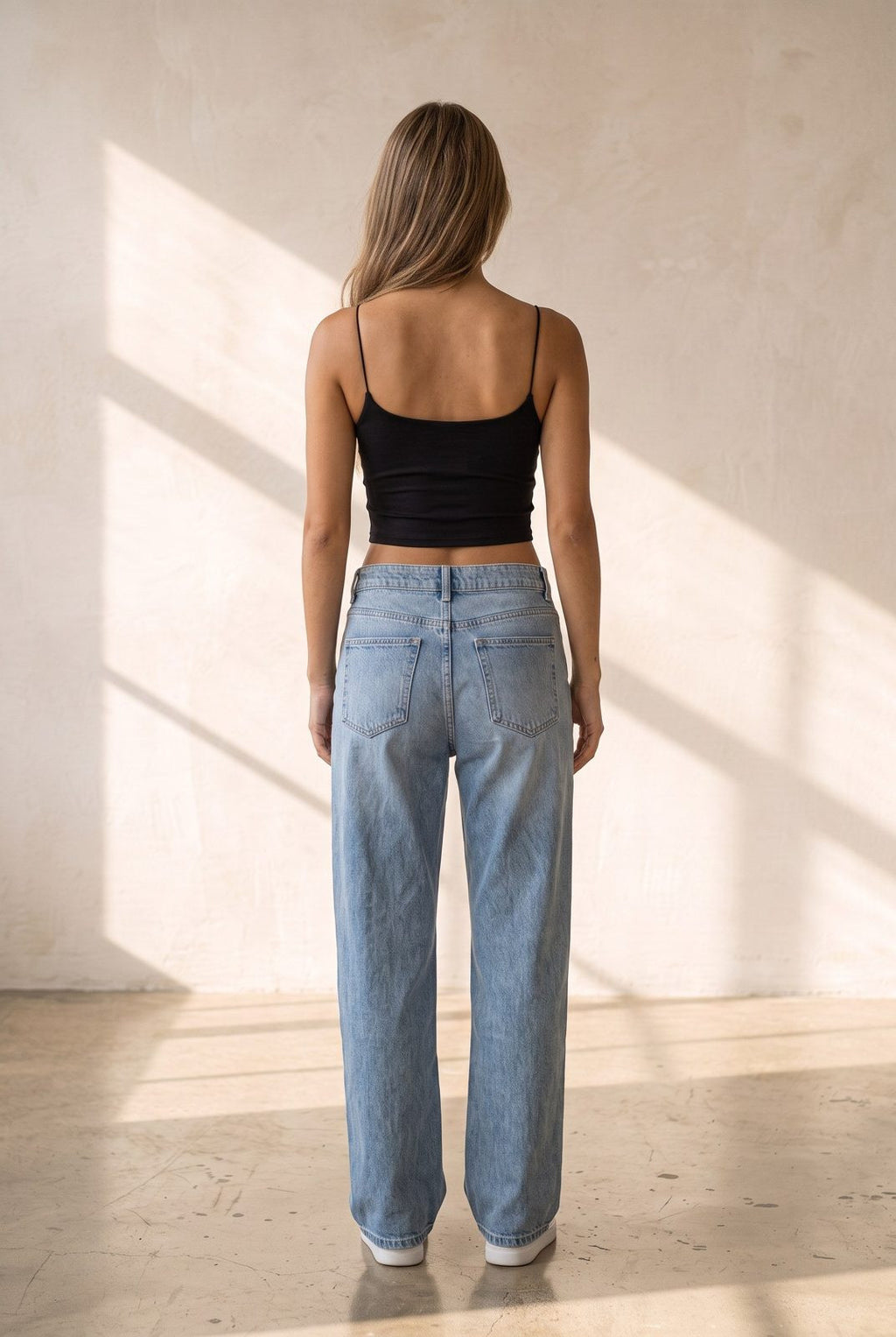 İp Askılı Crop Atlet - model arka