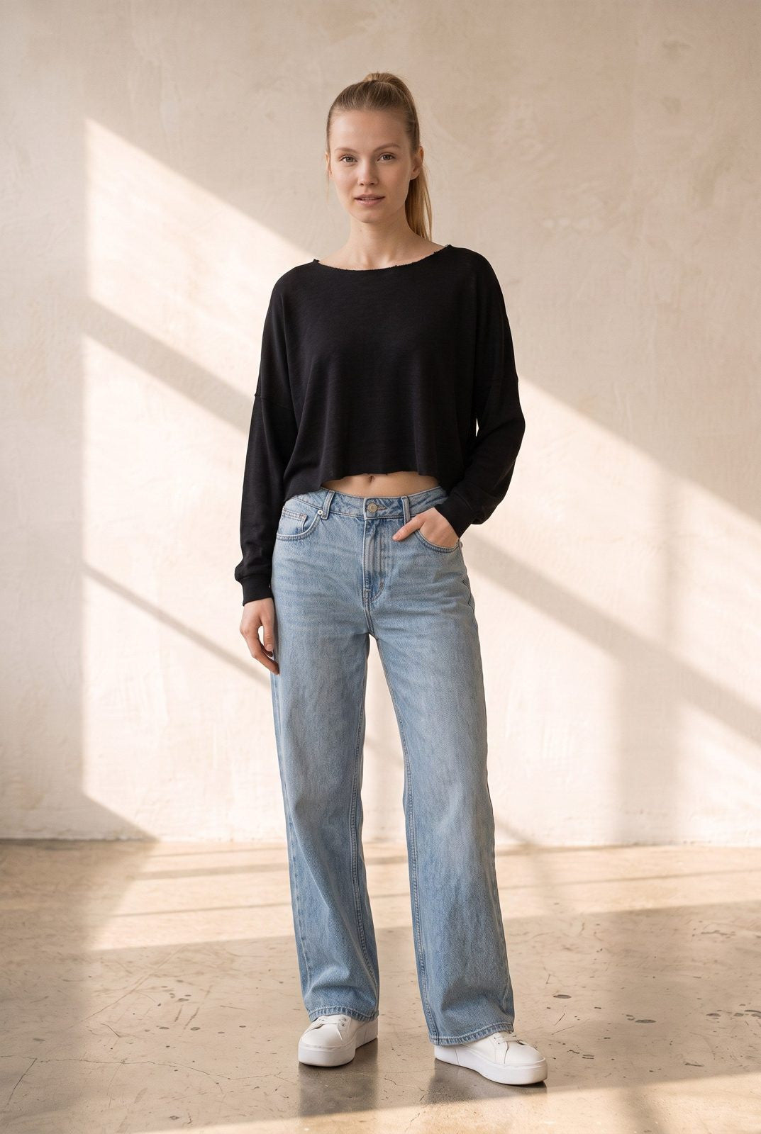 Uzun Kollu Crop Bluz - model ön