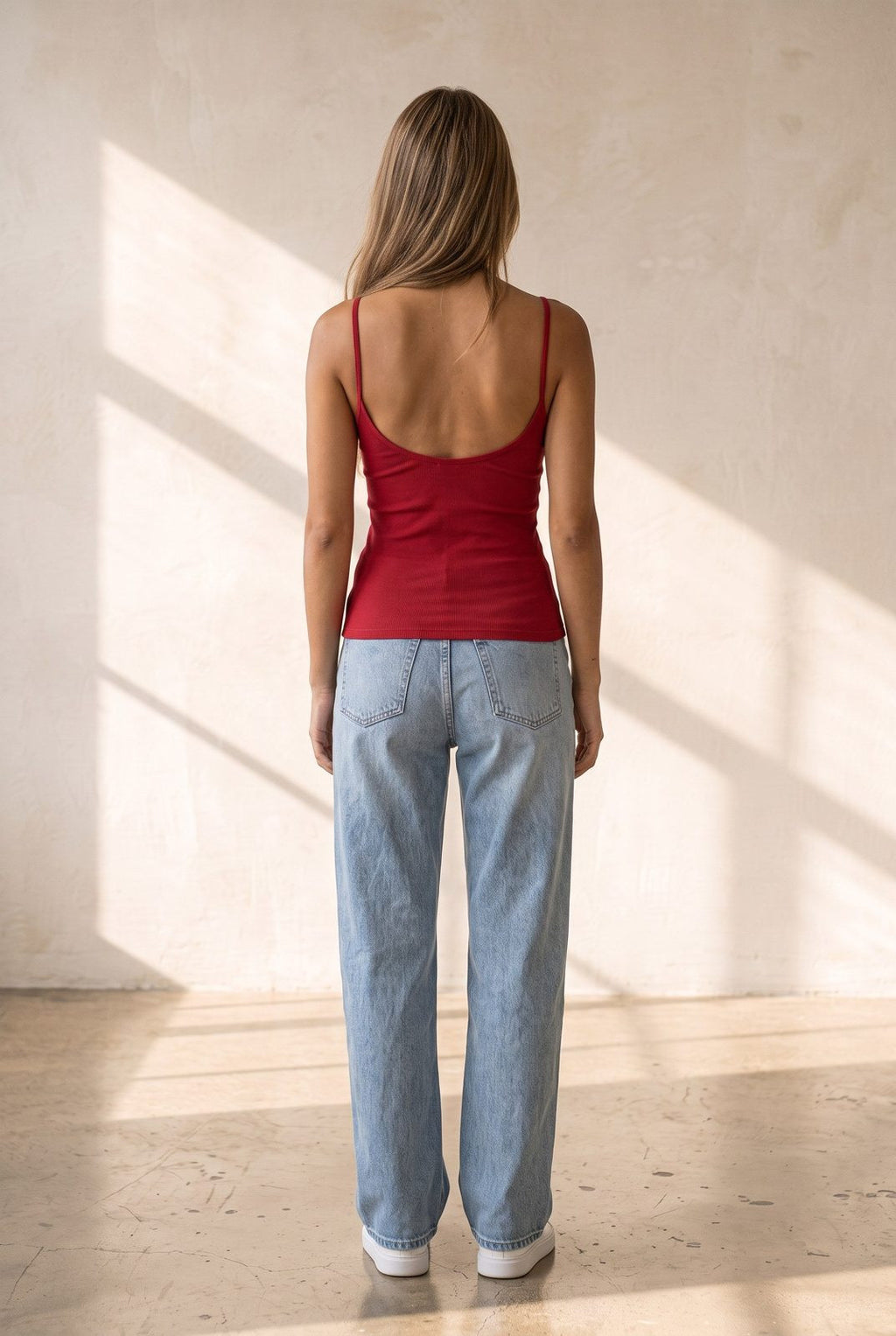 Askılı Uzun Atlet - model arka